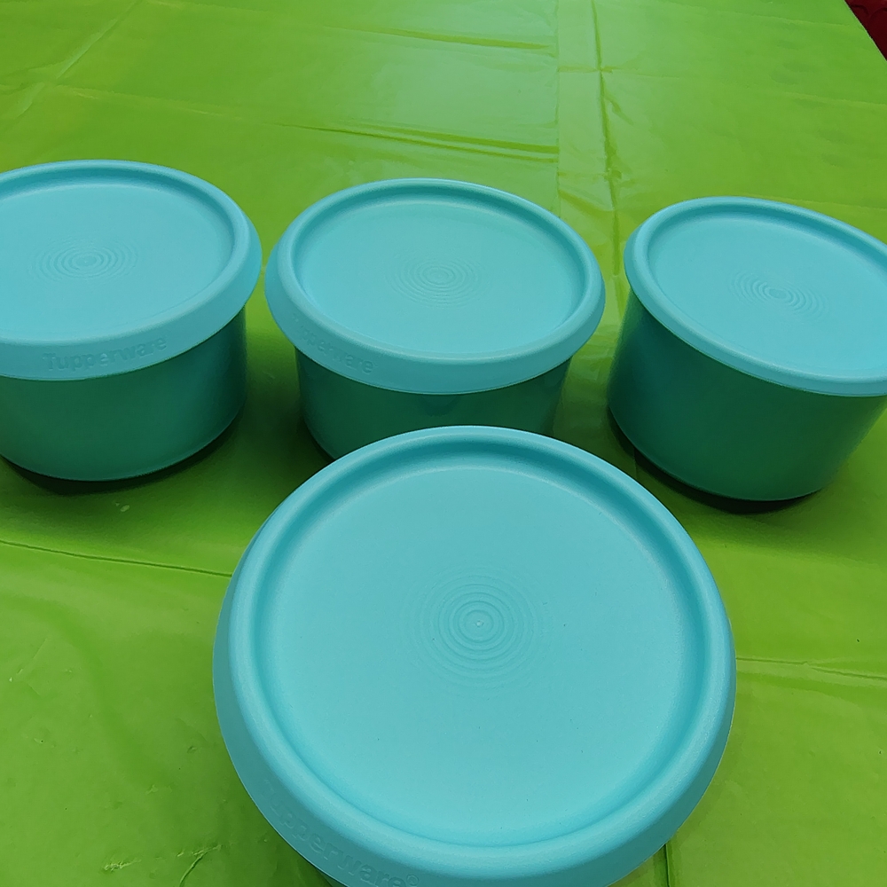 Tupperware One Touch Canister Set